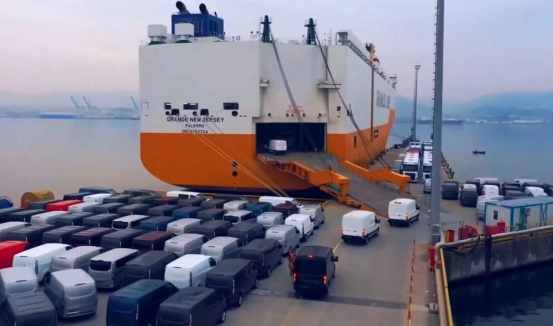 Ticaret Bakanlığı, otomotiv sektörünün 2025 yılında 41,5 milyar dolarlık ihracatla