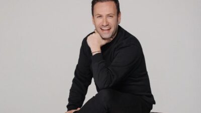 İletişim danışmanı Özgür Aras, Murat Aygen’in programına konuk oldu. Aras;