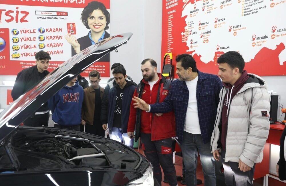 Gençlerin her alanda yanında olan Samsun Büyükşehir Belediyesi, açtığı kurslarla