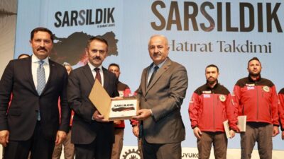 Kocaeli'de Gebze Belediyesi, 6 Şubat depremlerinin ardından yaşanan acıları, dayanışmayı