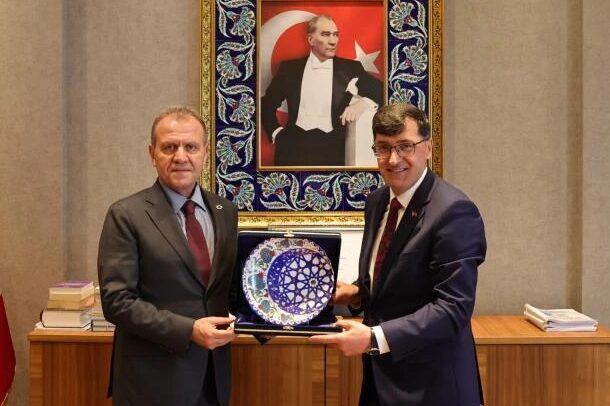 Türkiye Belediyeler Birliği (TBB) ve Mersin Büyükşehir Belediye Başkanı Vahap