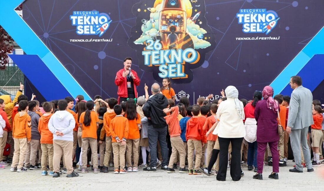 Konya Selçuklu Belediyesi’nin ev sahipliğinde düzenlenen TEKNOSEL 2026 Teknoloji Festivali’nin