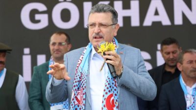 Trabzon Büyükşehir Belediye Başkanı Ahmet Metin Genç, Akçaabat ilçesinde geleneksel