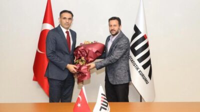 Türkiye İstatistik Kurumu Başkanlığı görevini yürüten Erhan Çetinkaya, görevini Resmi
