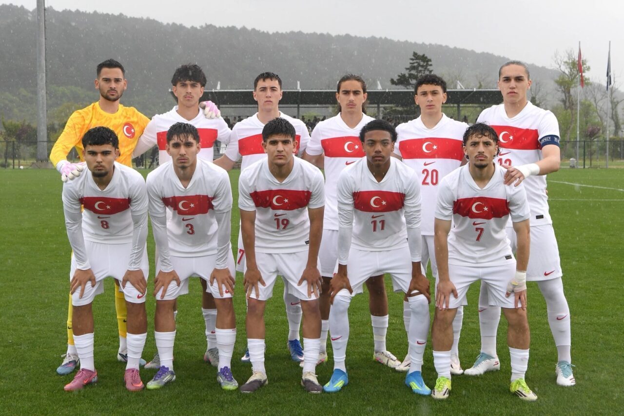 U18 Milli Takımı, İstanbul’da oynanan özel maçta Macaristan ile karşı