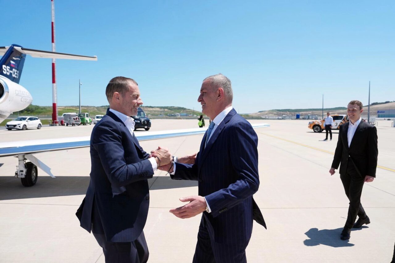 UEFA Başkanı Aleksander Čeferin, Avrupa Ligi Finali gala programı için
