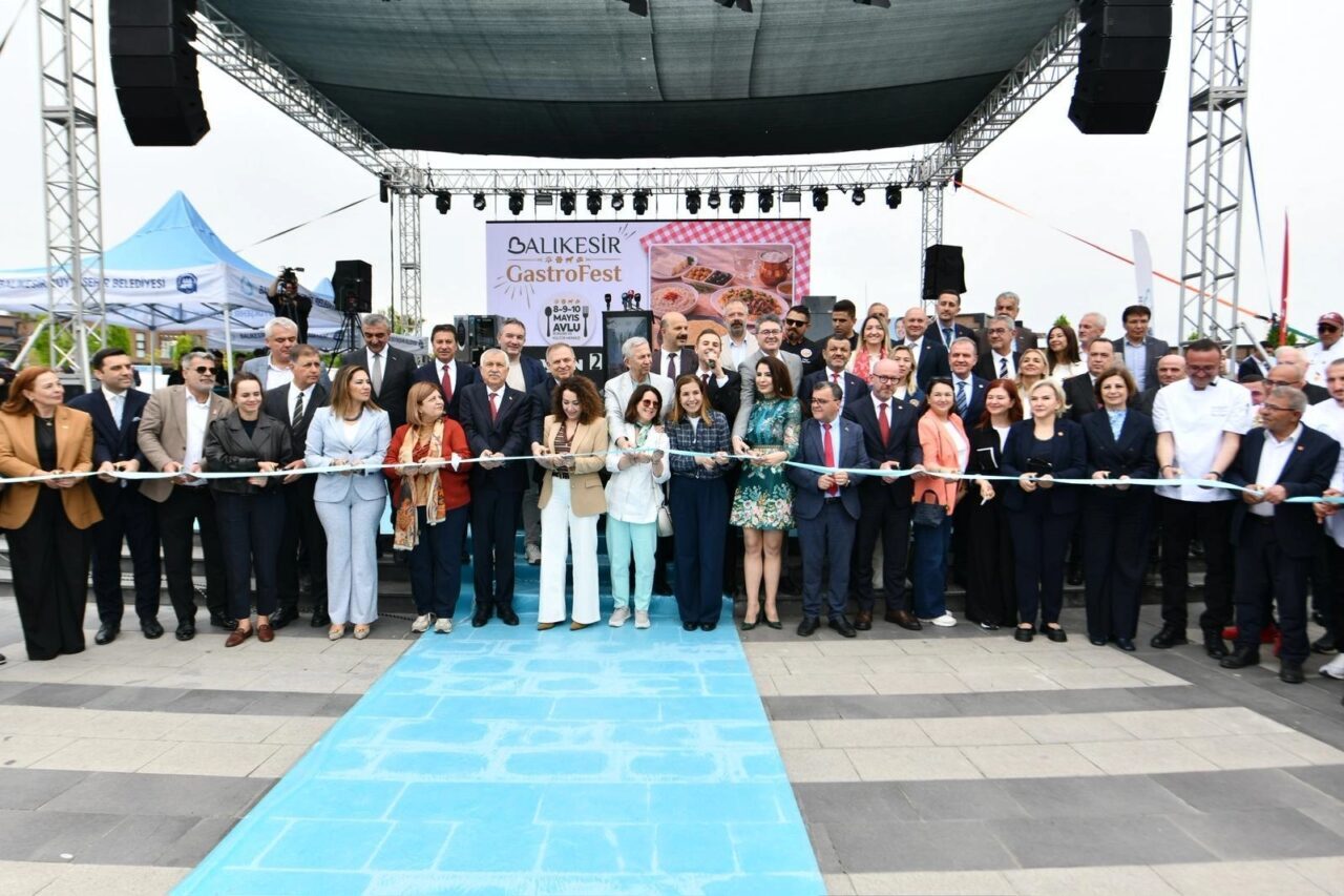 Balıkesir Büyükşehir Belediyesi’nin bu yıl ilkini gerçekleştirdiği Uluslararası Balıkesir GastroFest