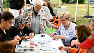 Antalya’da Muratpaşa Belediyesi’nin yaşlı evleri üyeleri, Soğuksu Yaşlı Evi’nde düzenlenen