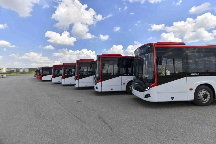 Ankara Büyükşehir Belediyesi, toplu ulaşım filosunu yeni araçlarla güçlendirmeyi sürdürüyor.