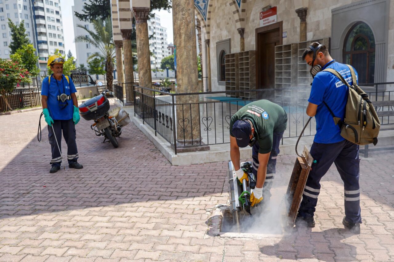 Antalya Büyükşehir Belediyesi Kent genelinde vatandaşların yoğun olarak kullandığı alanlarda