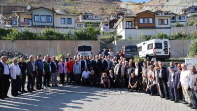 Artvin Valisi Turan Ergün, Yusufeli ilçesinde gerçekleştirdiği program kapsamında şehit