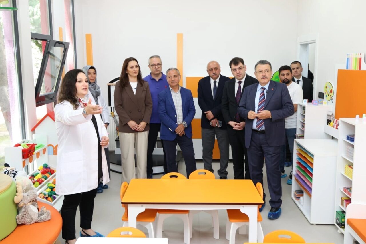 Trabzon Büyükşehir Belediyesi’nin Çukurçayır Mahallesi'nde yapımını tamamladığı Bizim Çocuk Yaşam