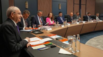 CHP Parti Sözcüsü Müslim Sarı, Merkez Yönetim Kurulu toplantısında alınan
