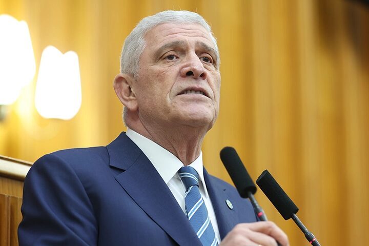 İYİ Parti Genel Başkanı Müsavat Dervişoğlu, CHP’ye ilişkin “mutlak butlan”