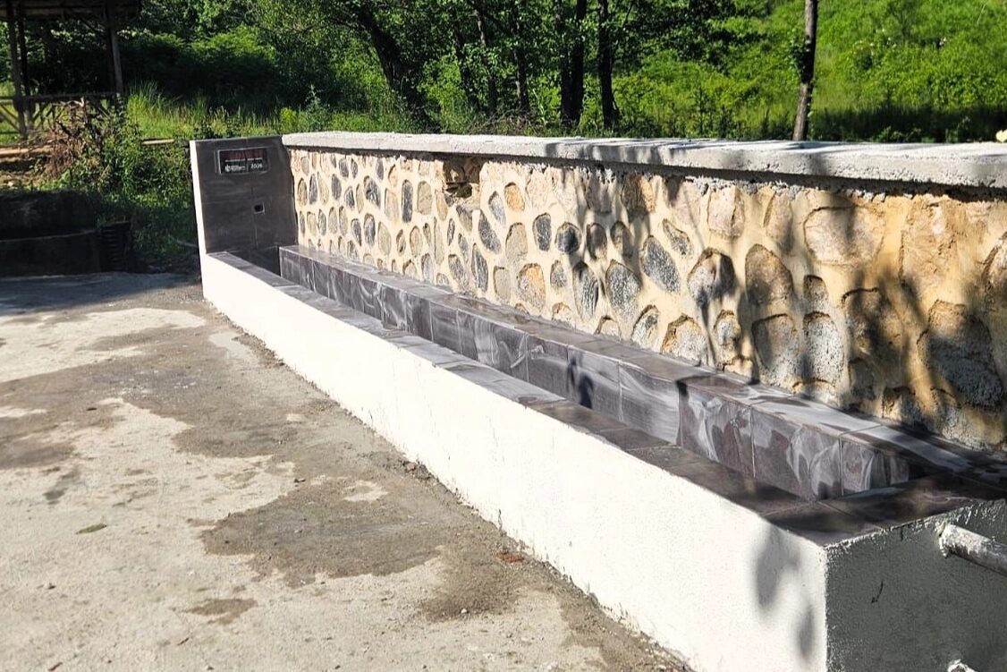 Kocaeli Büyükşehir Belediyesi, Gölcük Şevketiye Mahallesi’nde bulunan çeşmede gerçekleştirdiği yenileme