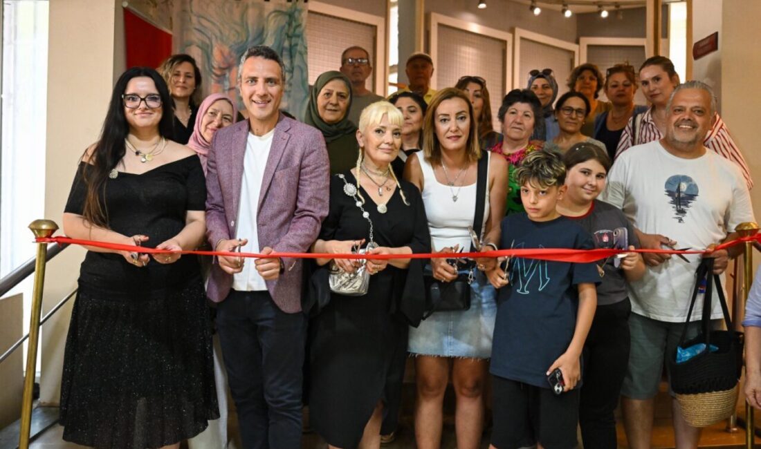 İzmir Bornova’da sanatseverlere ‘Biz’ sergisi İzmir Bornova Belediyesi, sanatın birleştirici gücünü yansıtan özel bir sergiye