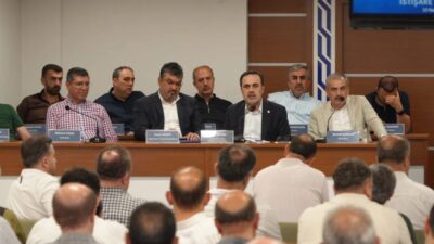 Konya Ticaret Odası’nda tekstil ve hazır giyim sektörünün temsilcileriyle gerçekleştirilen