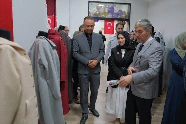 Kütahya Halk Eğitimi Merkezi tarafından Ziraat Mahallesi’nde düzenlenen Yıl Sonu