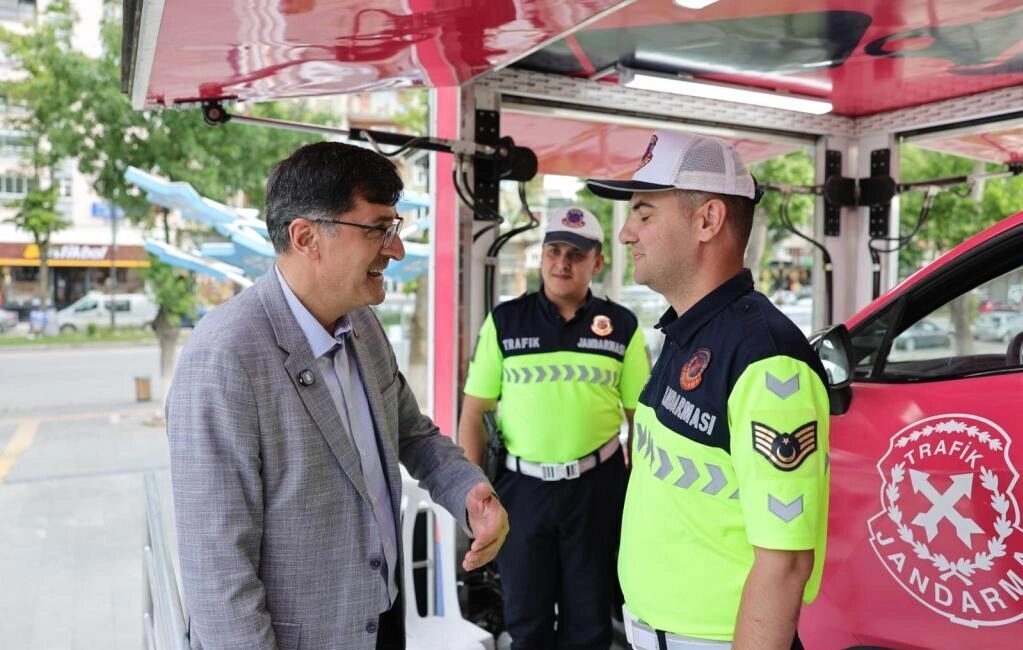 Jandarma Teşkilatı’nın 187’nci kuruluş yıl dönümü etkinlikleri kapsamında Kütahya Belediyesi