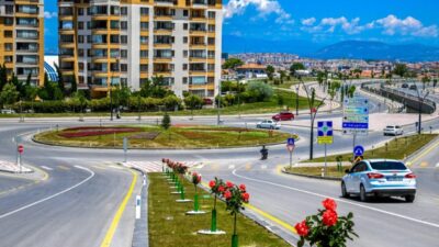 Malatya Büyükşehir Belediyesi Park ve Bahçeler Dairesi Başkanlığı kent estetiğini