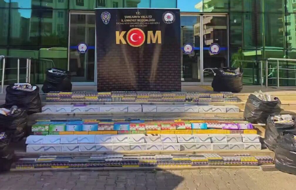 Şanlıurfa’da kaçak sigara operasyonu: 1 tutuklama Şanlıurfa İl Emniyet Müdürlüğü KOM Şube ekiplerince düzenlenen operasyonda piyasa