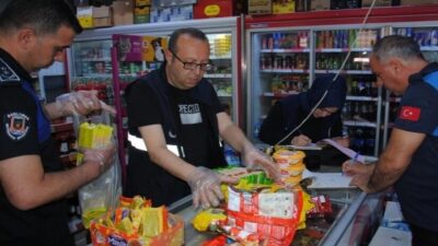 Şanlıurfa Büyükşehir Belediyesi Zabıta ekiplerinin market ve gıda satış noktalarına