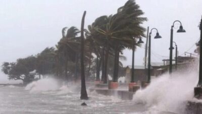 Meteoroloji; Trabzon, Rize, Artvin, Kars ve Ardahan çevrelerinde sağanak yağış