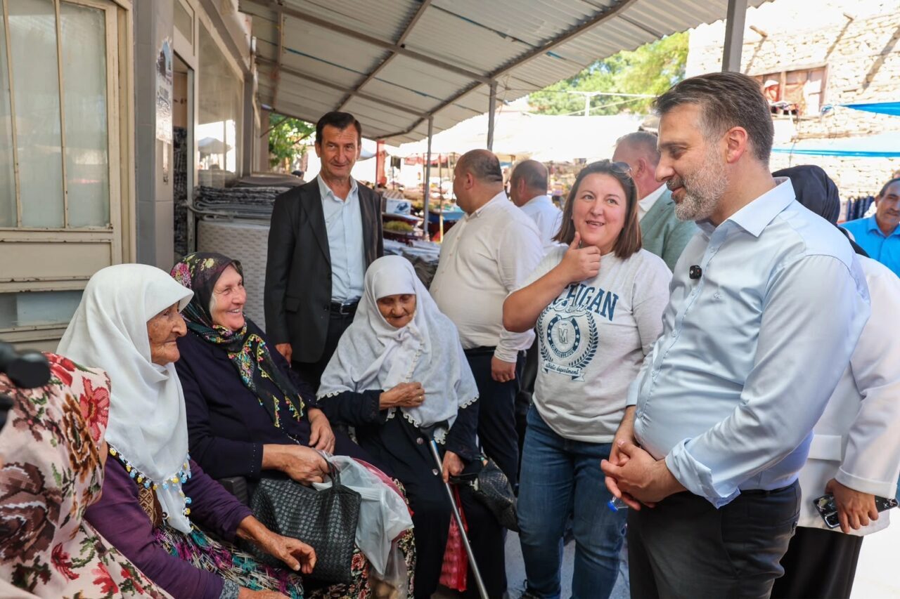 Bursa Büyükşehir Belediyesi Başkan Vekili Şahin Biba, ilçe ziyaretleri kapsamında