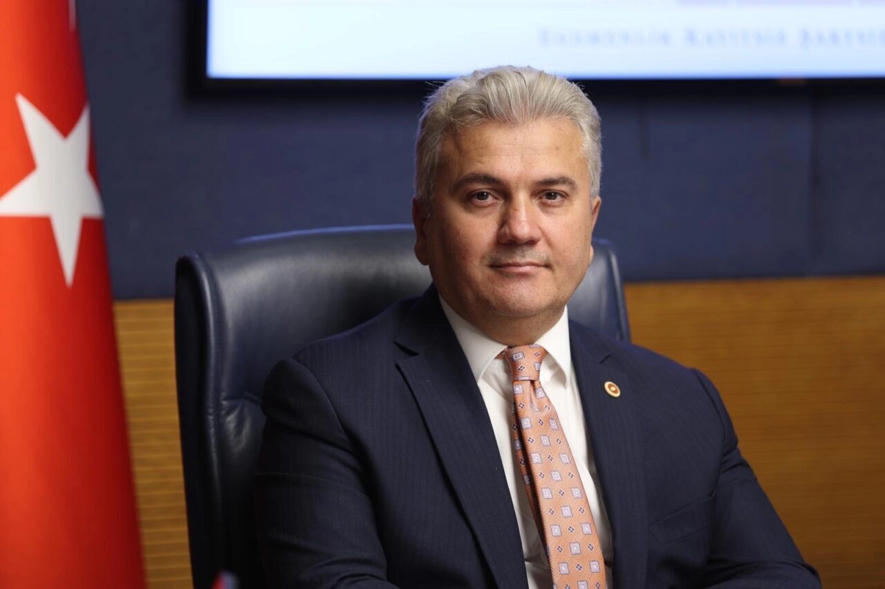 AK Parti Balıkesir Milletvekili Dr. Mustafa Canbey, üniversite tercih döneminde