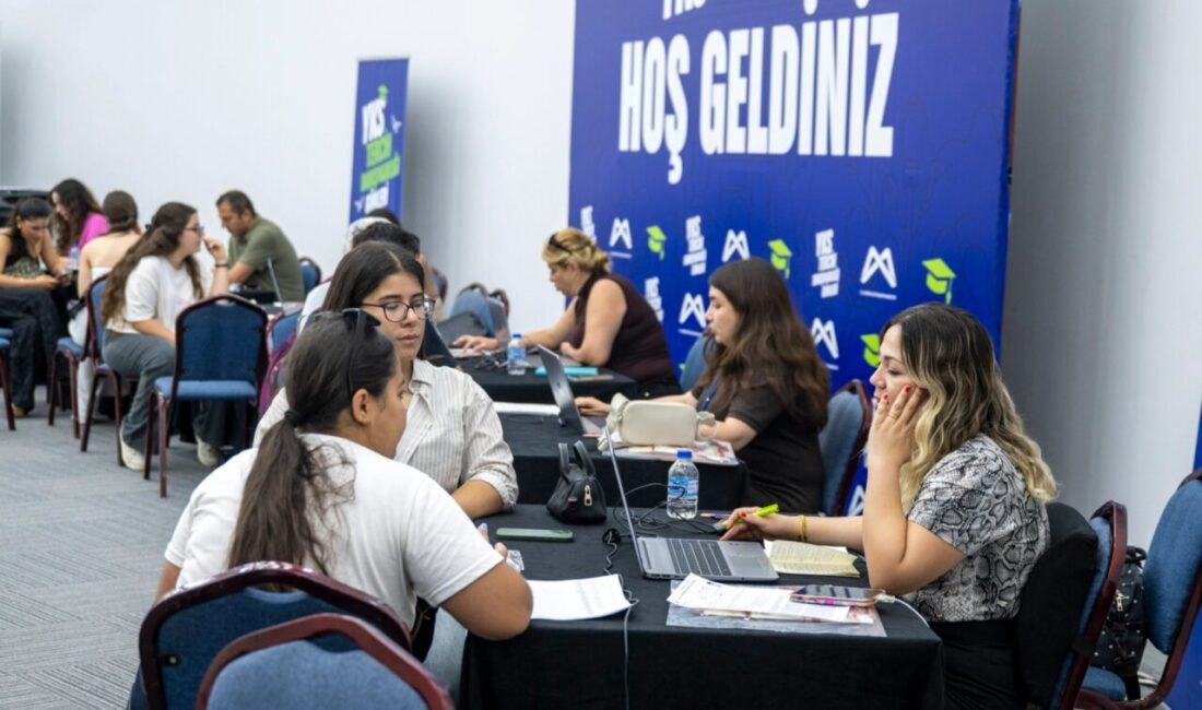 Sınav sürecinde olduğu gibi tercih sürecinde de öğrencileri yalnız bırakmayan