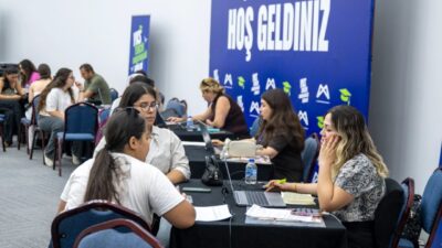 Sınav sürecinde olduğu gibi tercih sürecinde de öğrencileri yalnız bırakmayan