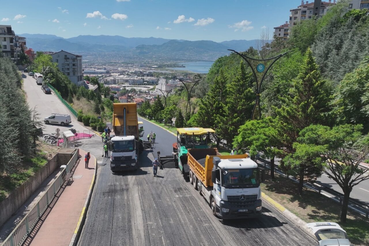 Kocaeli Büyükşehir Belediyesi, İzmit Gazanfer Bilge Bulvarı (Santral Rampası) üzerinde