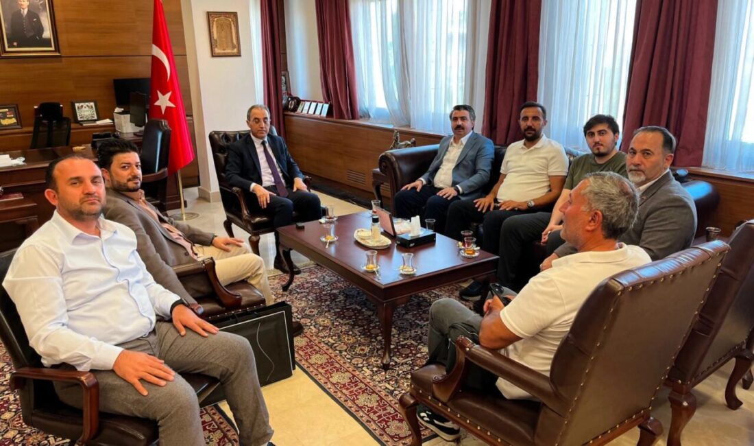 Bursa Yıldırım Belediye Başkanı Oktay Yılmaz, Nahçıvan Başkonsolosu Asip Kaya’yı