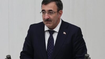 Cumhurbaşkanı Yardımcısı Cevdet Yılmaz, Türkiye, Suudi Arabistan ve Pakistan arasında