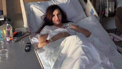 Şarkıcı Deniz Seki, geçirdiği ameliyatın ardından hastaneden sevenlerine seslendi. Ağrılarının