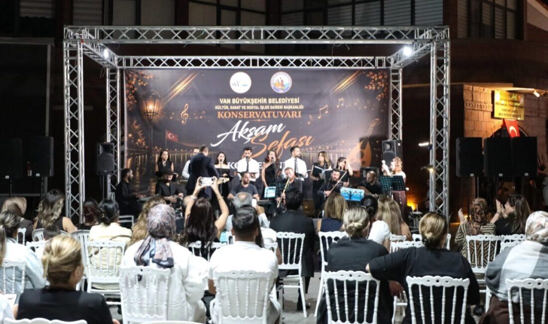 Van Büyükşehir Belediyesi Konservatuvarı topluluklarından Akşam Sefası Topluluğu, Yaz Konserleri
