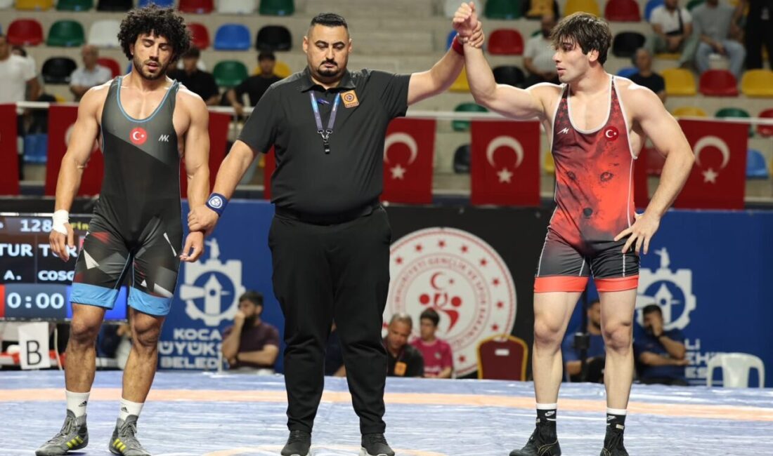 Kocaeli Büyükşehir Belediyesi Kağıtspor Kulübü güreşçileri, Türk güreşinin efsane isimleri