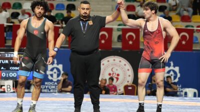 Kocaeli Büyükşehir Belediyesi Kağıtspor Kulübü güreşçileri, Türk güreşinin efsane isimleri