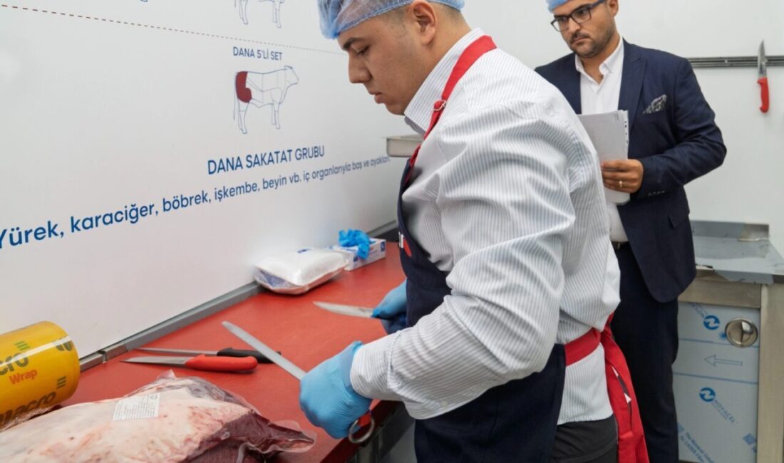İzmir Büyükşehir Belediyesi, geçen yıl oluşturduğu ve düzenli olarak üyeleri