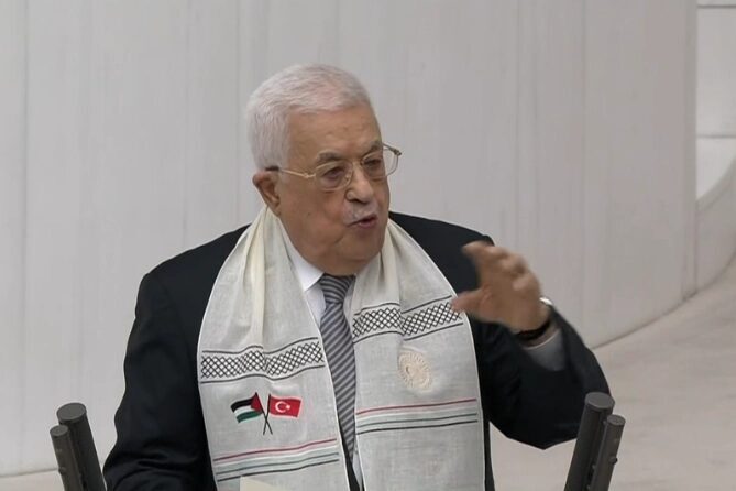 Filistin Devlet Başkanı Mahmud Abbas, Cumhurbaşkanı Recep Tayyip Erdoğan’ın daveti