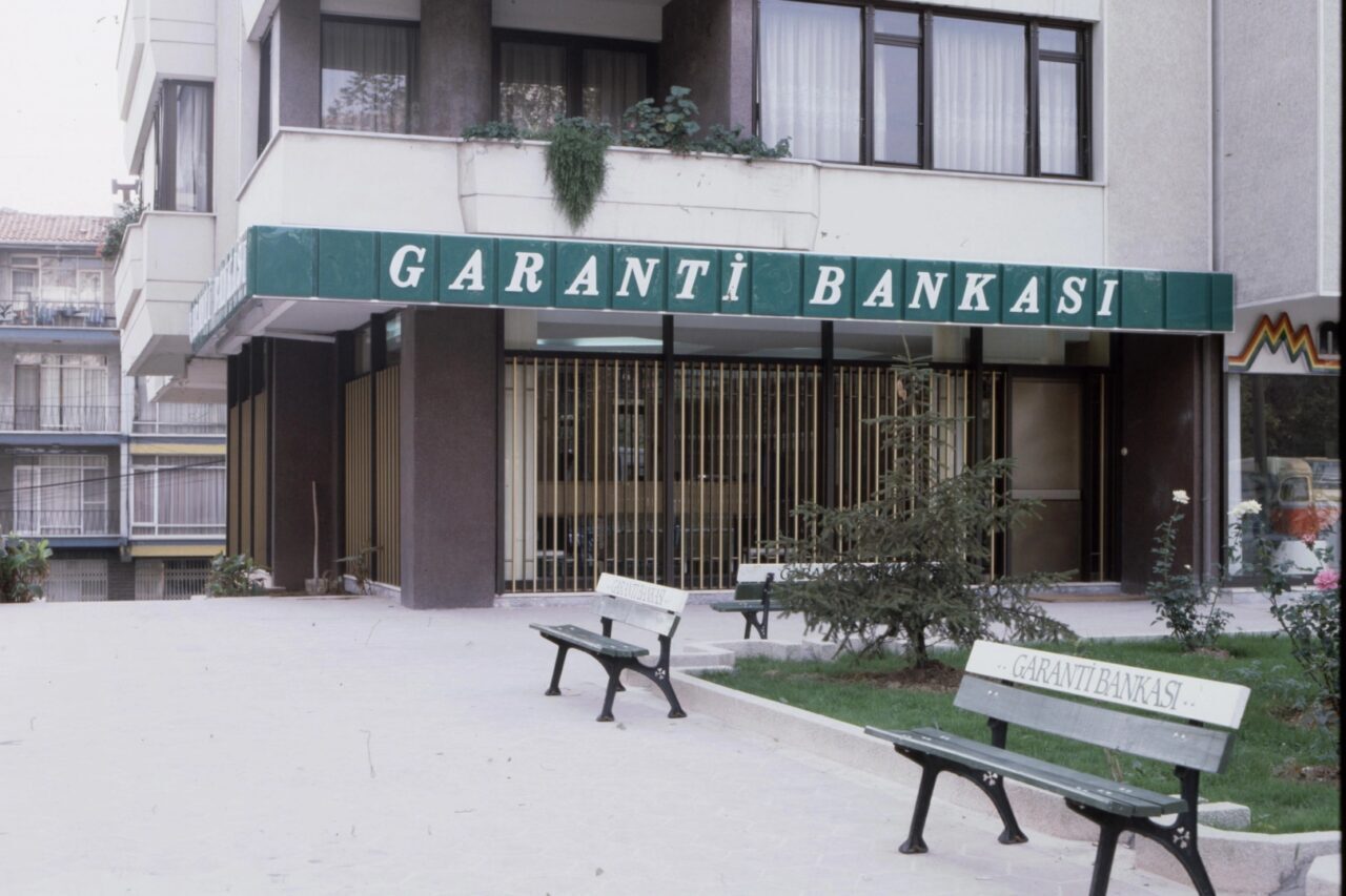 Garanti BBVA’nın kurumsal hafızasını odağına alan arşivi Salt Araştırma’da çevrimiçi