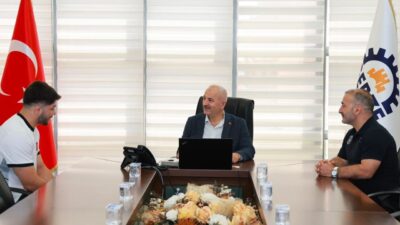Gebze Belediyesi Spor Kulübü sporcusu Alperen Tokgöz, Kocaeli Büyükşehir Belediyesi