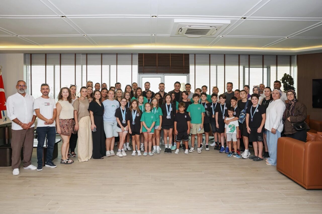 İzmir Aliağa Gençlik Merkezi (AGM) Spor Kulübü sporcuları, Samsun’da düzenlenen