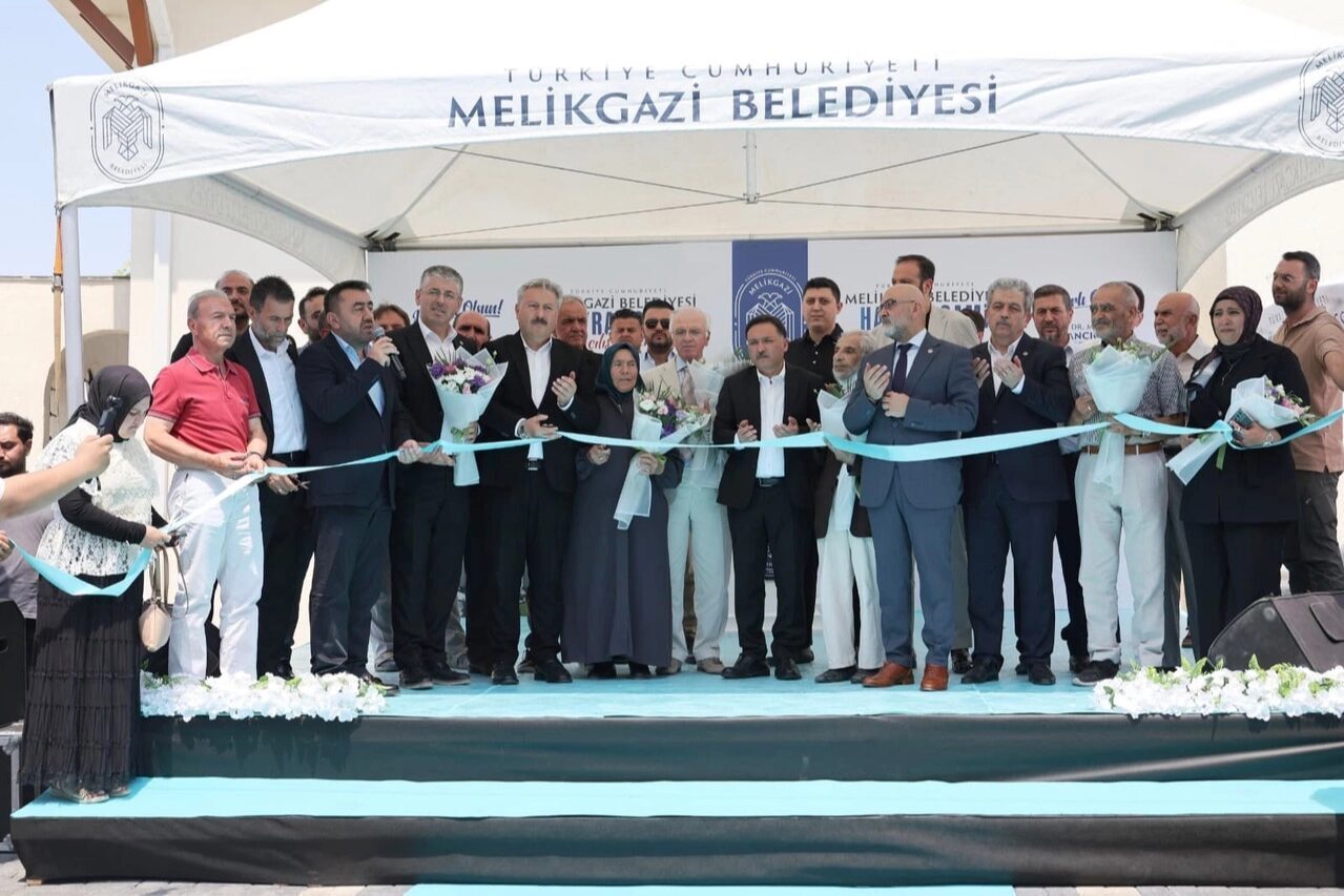 Kayseri Melikgazi Belediyesi, Selçuklu Mahallesi'nde yapımını tamamladığı, geleneksel mimari yapısıyla