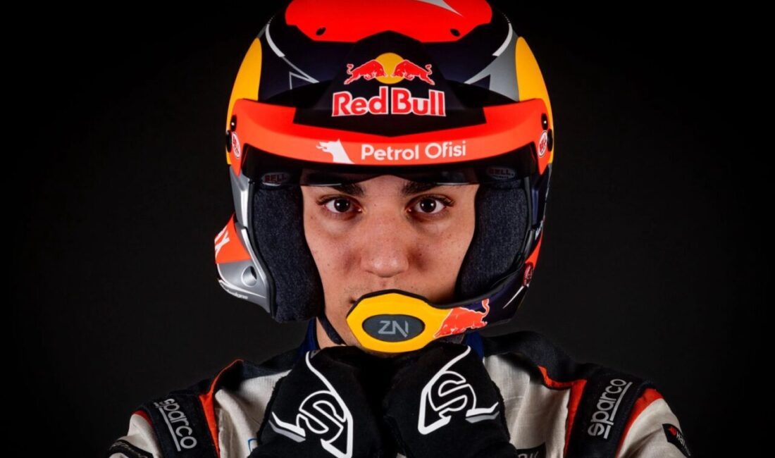 Red Bull sporcusu Kerem Kazaz, FIA Dünya Gençler Ralli Şampiyonası'nın
