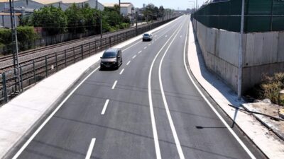 Kocaeli Büyükşehir Belediyesi, kent genelinde sürdürdüğü ulaşım yatırımlarıyla vatandaşlara daha