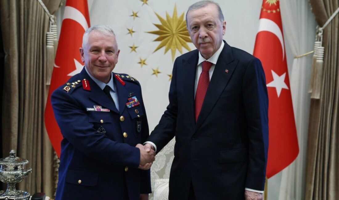Yüksek Askerî Şûra (YAŞ) kararıyla emekliye sevk edilen Hava Kuvvetleri