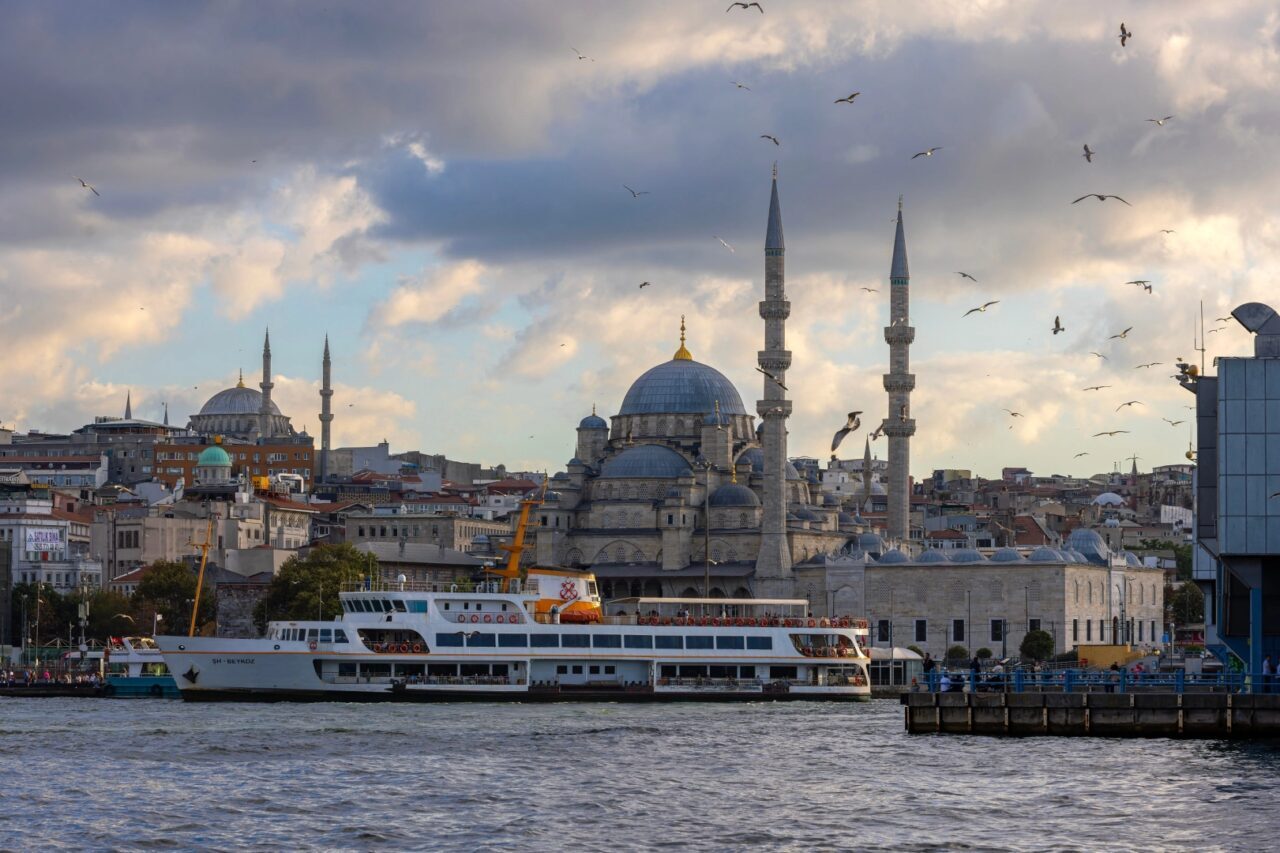 Meteoroloji, yurdun birçok bölgesinde sağanak ve gök gürültülü sağanak yağış