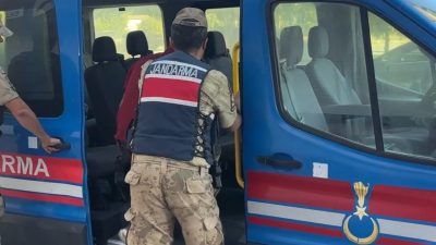 İçişleri Bakanlığı, jandarma koordinesinde düzenlenen operasyonlarda şüphelilerin hesaplarında 3,23 milyar