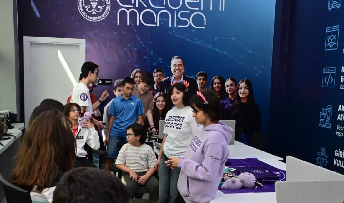 Manisa Büyükşehir Belediyesi Akademi Manisa, gençlerin bilim, teknoloji ve mühendislik